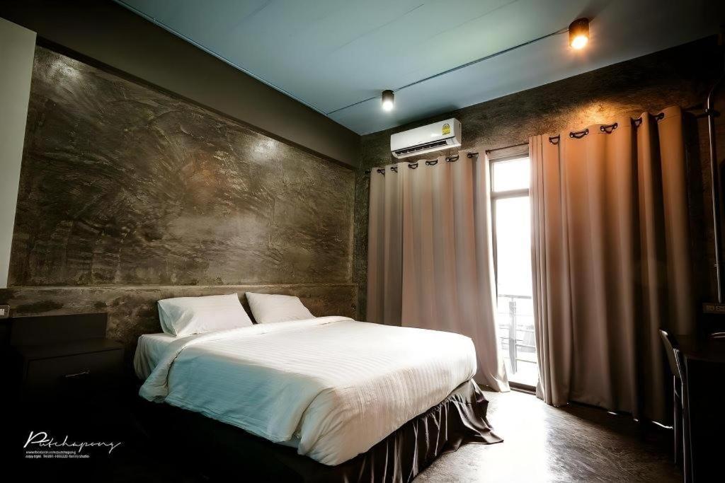 Pornsiri Hotel Sisaket Экстерьер фото