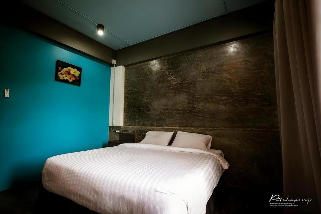 Pornsiri Hotel Sisaket Экстерьер фото